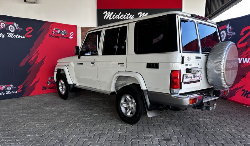2022 Toyota Landcruiser 76 4.5D V8 S/W  (R999 950) full