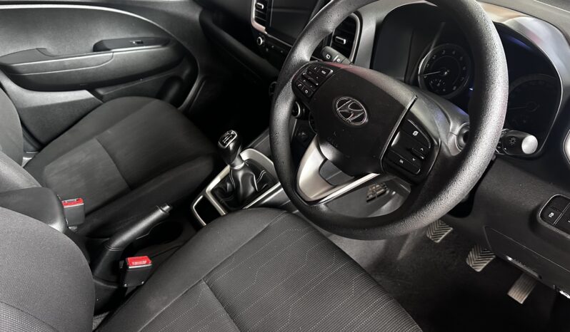 2021 Hyundai Venue 1.0T Motion Manual (R199 950) full