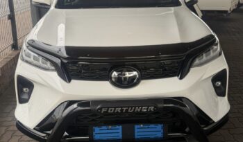 2025 Toyota Fortuner 2.8GD-6 VX A/T (R749950) full