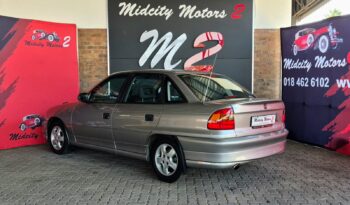 1996 Opel Astra 160i E A/C P/S (R89 950) full
