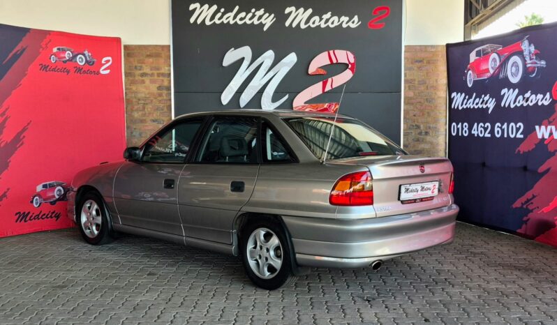 1996 Opel Astra 160i E A/C P/S (R89 950) full