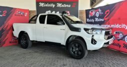 2024 Toyota Hilux 2.4GD-6 RB Raider A/T P/U E/Cab (R519 950)