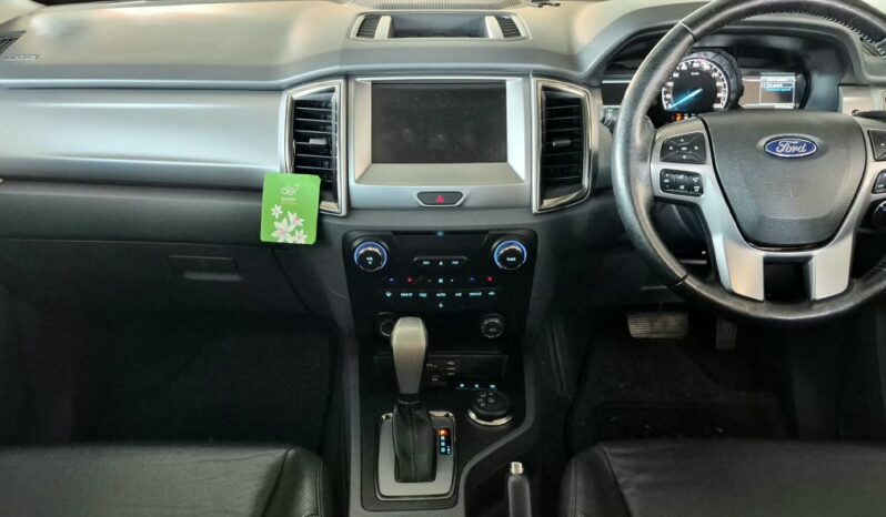 2016 Ford Everest 3.2TDCi XLT 4×4 Auto (R329 950) full